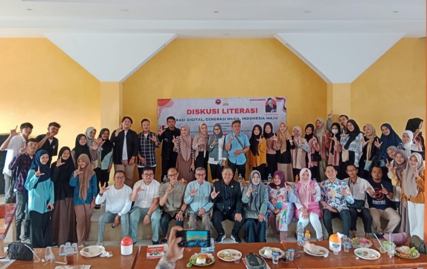 Forum Literasi Gelar Diskusi Bersama Staf Khusus Wakil Presiden