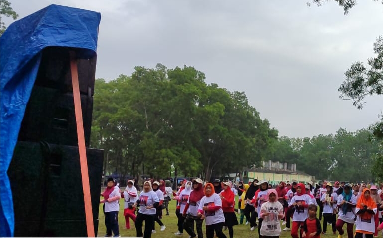 Relawan Ganjar Mahfud Lampung,  Gelar Senam Sehat Di Kampung Poncowati