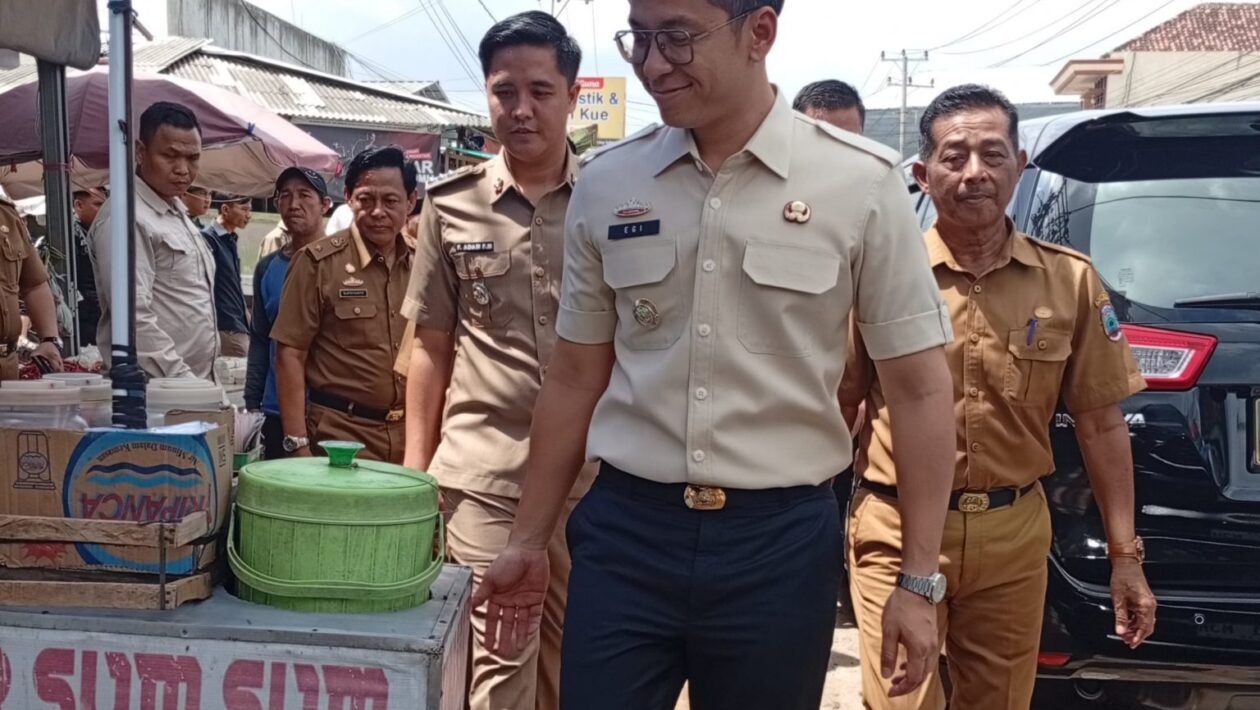 Jelang Lebaran, Bupati Lampung Selatan Tinjau Stabilitas Harga di Pasar Jatimulyo