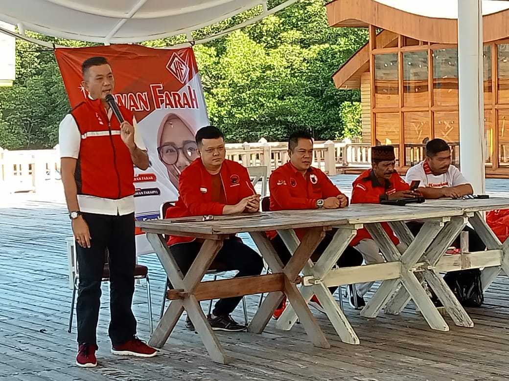 Spirit Ramadhan, DPC BMI Pesawaran Bagikan Paket Sembako