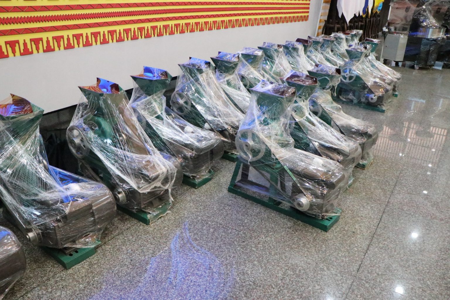 Pemprov Lampung  Menerima Bantuan Mesin Pengolahan Kopi dari PT. Bukit Asam, Tbk