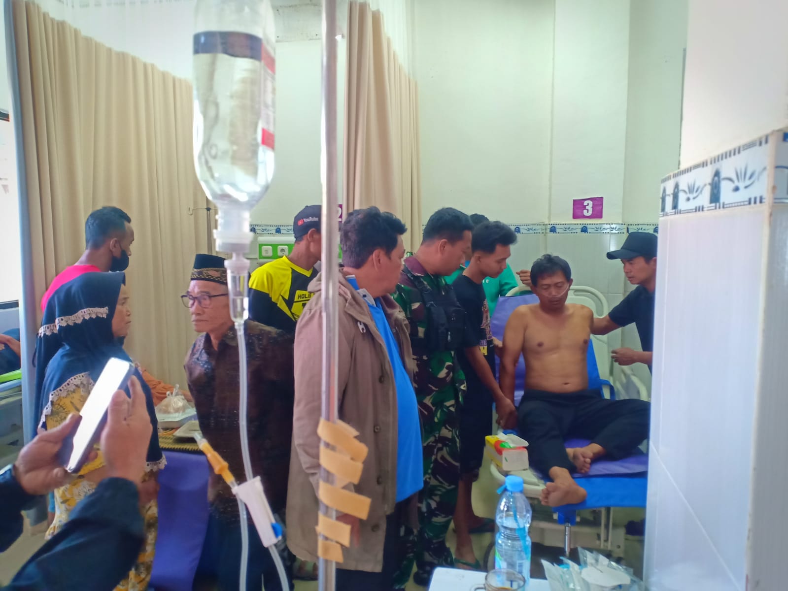 Sadis! Perampok Bersajam Bersenpi Lukai Korban di Bukit Kemuning Lampung Utara