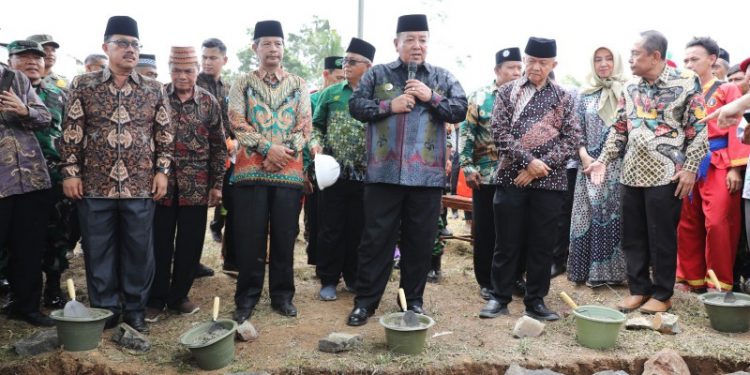 Gubernur Arinal  Lakukan Peletakan Batu Pertama Pembangunan Masjid Galpanda