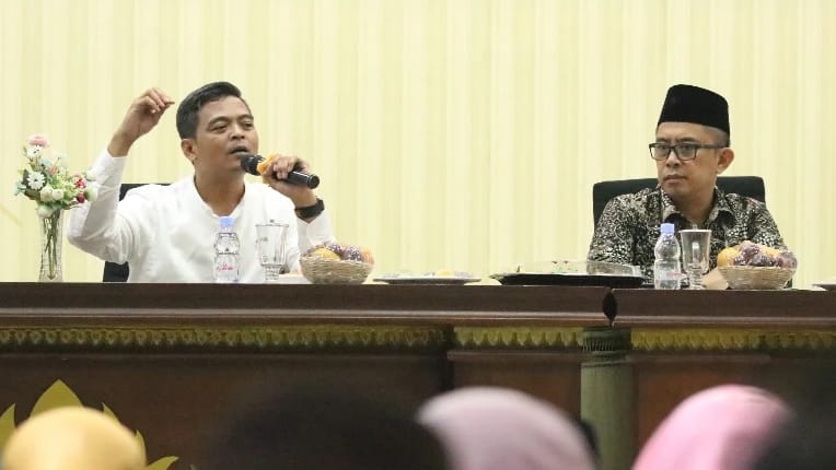 Staf Khusus Menteri Agama : Jangan Mudah Terjebak Dengan Simbol Agama