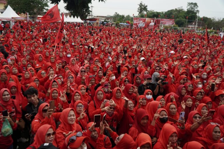 JMP Lampung, Sambut Kedatangan Atikoh Di Lampung
