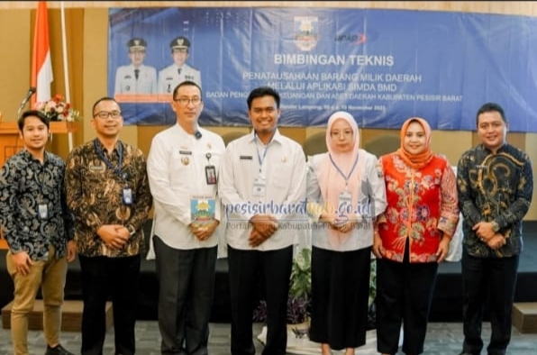 Plt Sekda Pesibar Buka Bimtek SIMDA BMD