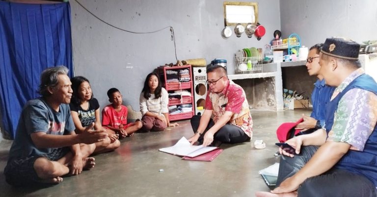 Kakak Beradik Putus Sekolah Karena Biaya Operasional