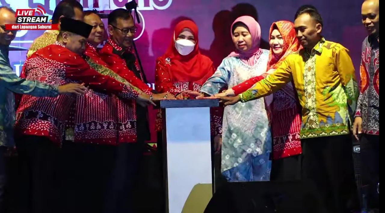Wali Kota Eva Dwiana Buka Bandar Lampung Expo dan Begawi 2023