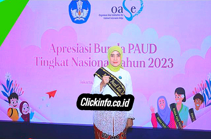 Bunda Paud Tulang Bawang Ibu Herlinawati Qudratul Hadiri Acara Puncak Peringatan Apresiasi Bunda Paud Nasional Tahun 2023 Di Jakarta
