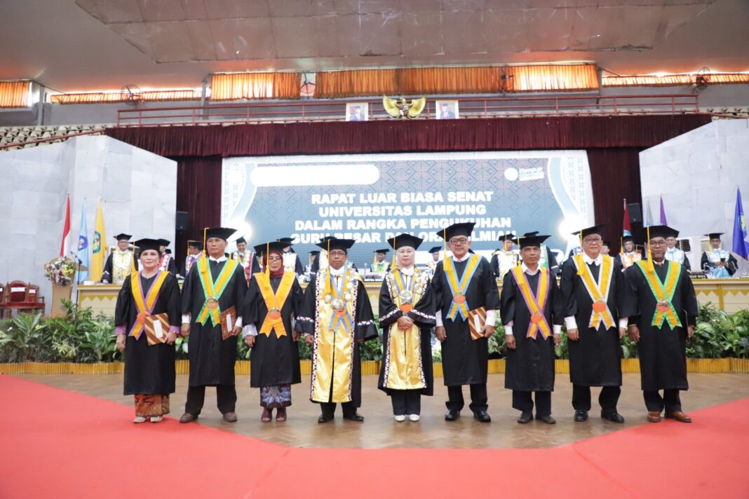 Universitas Lampung Kukuhkan Tujuh Guru Besar di Berbagai Bidang Keilmuan