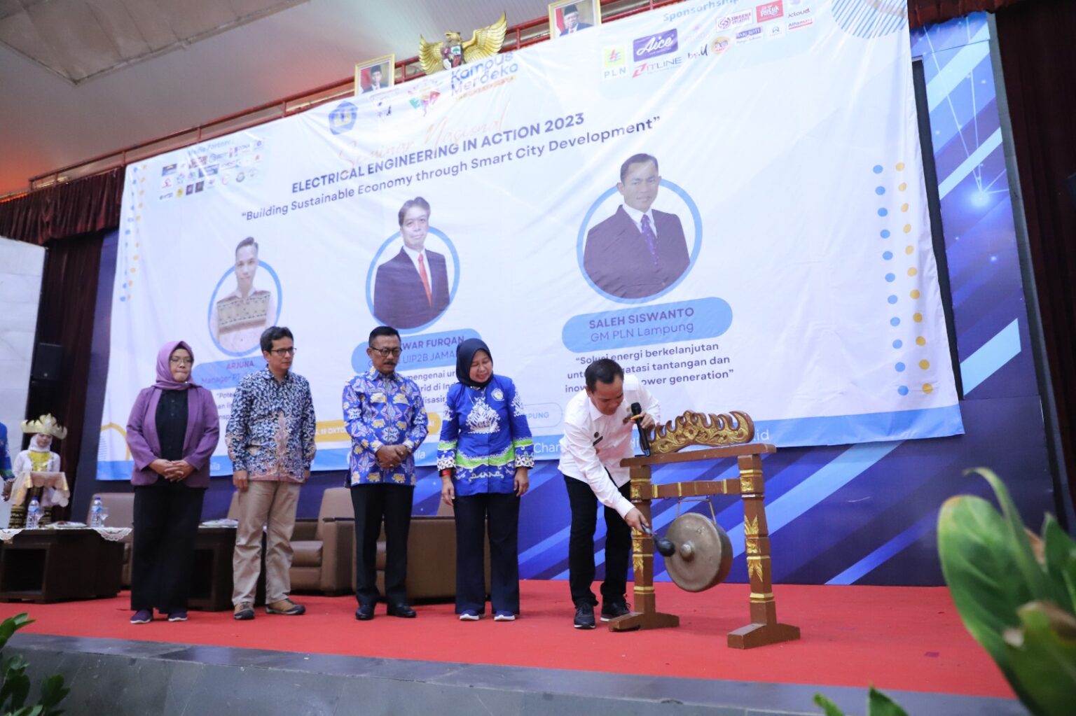 Semnas EEA 2023 Dorong Kemajuan Berkelanjutan Melalui Inovasi dan Teknologi