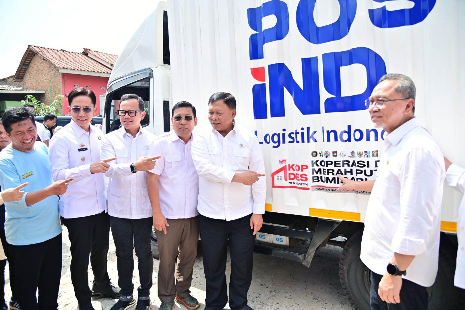 Zulkifli Hasan Apresiasi Kopdes Merah Putih, Model Koperasi Desa Mandiri Berbasis Pelayanan