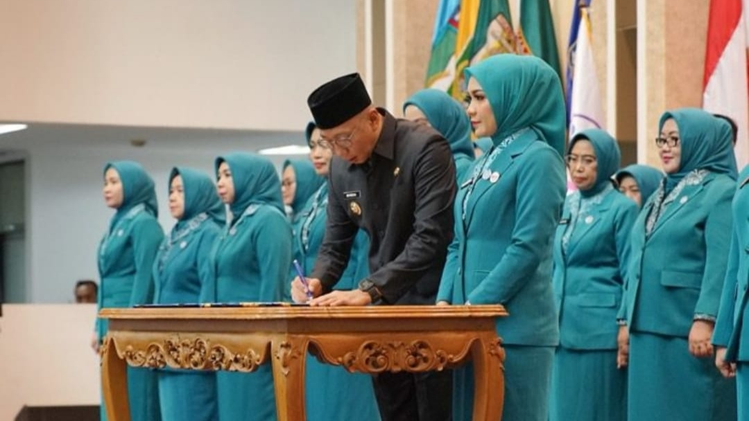Gubernur Lampung Lantik Pengurus TP PKK dan Tim Pembina Posyandu