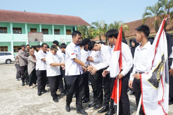 Ketua PPI Lantik 60 Pengurus Kecamatan Pesisir Tengah dan Krui Selatan