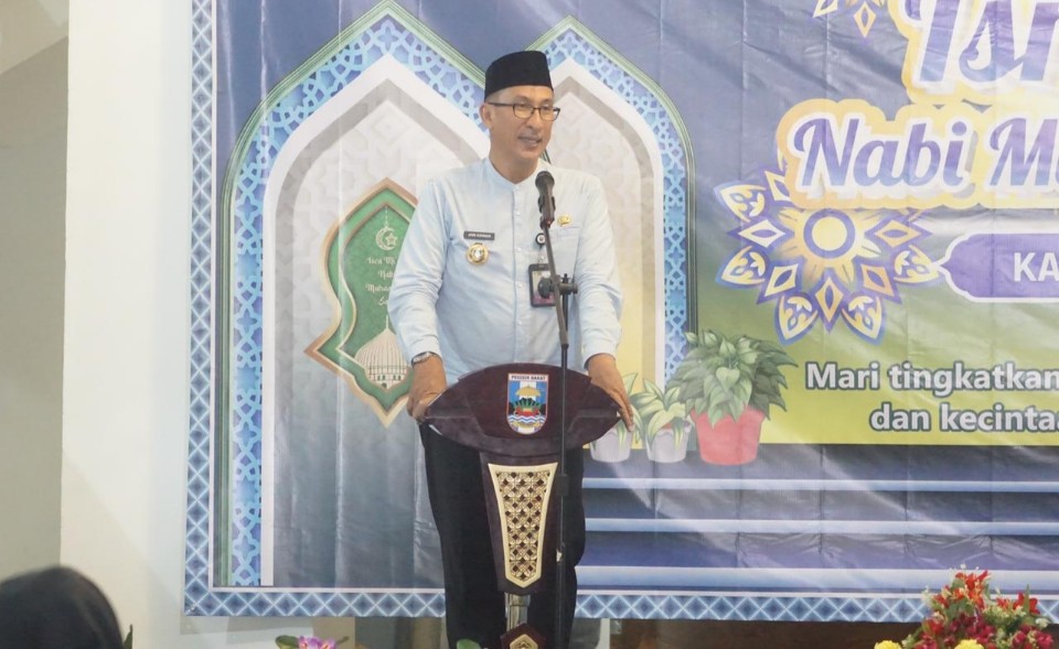 Pemkab Pesisir Barat Peringati Isra Mi,raj 1445 Hijriah