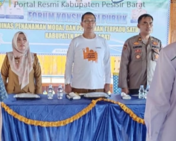Plt Sekda Pesibar Buka Forum Konsultasi Publik