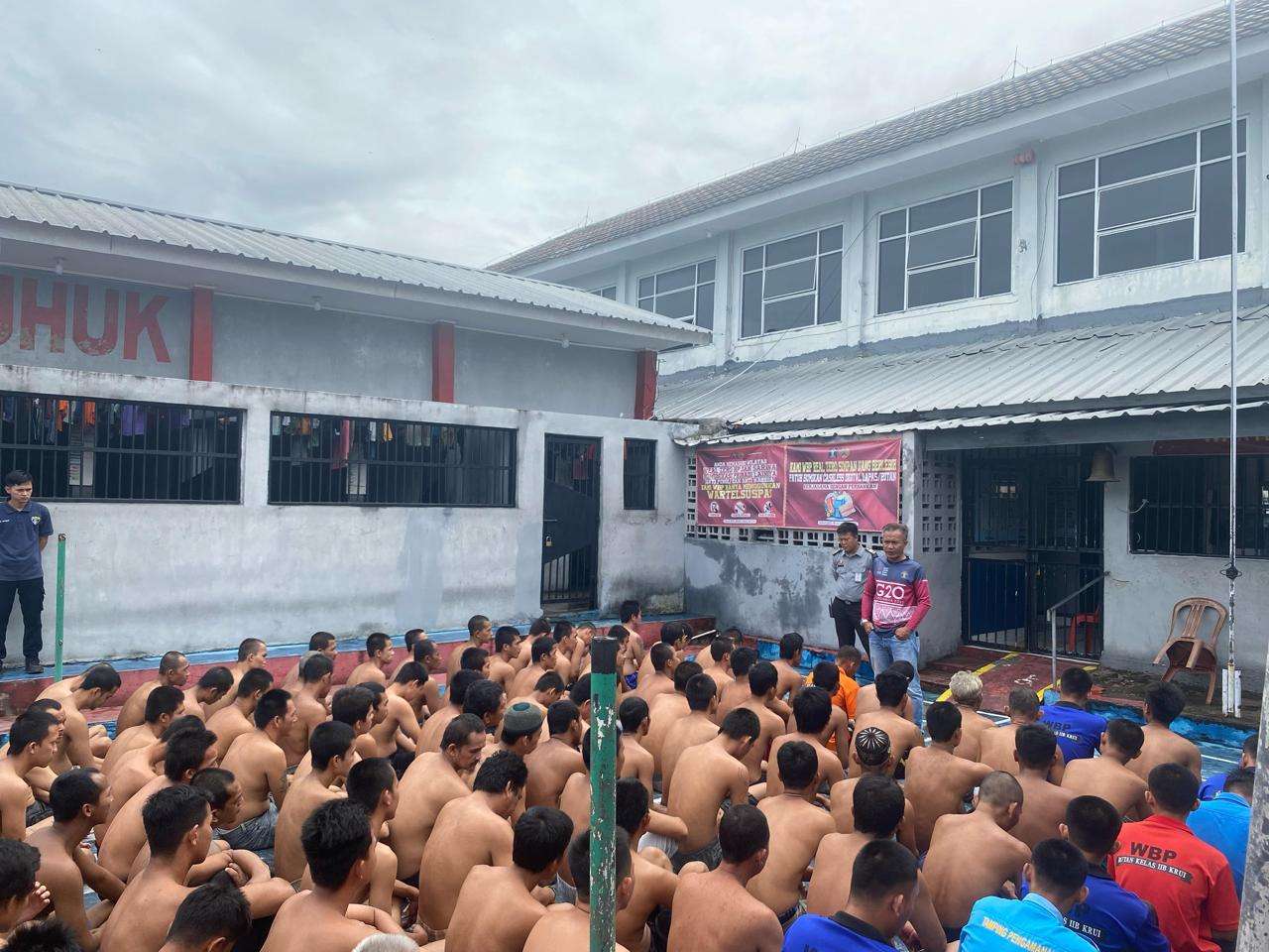 Jelang Ramadan, Rutan Kelas IIB Krui Merazia Seluruh Kamar Hunian Napi