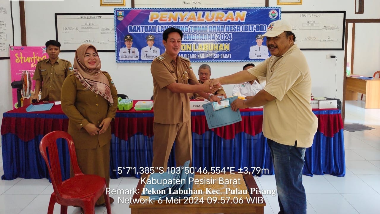 Pekon Labuhan Salurkan BLT-DD Tahap Pertama