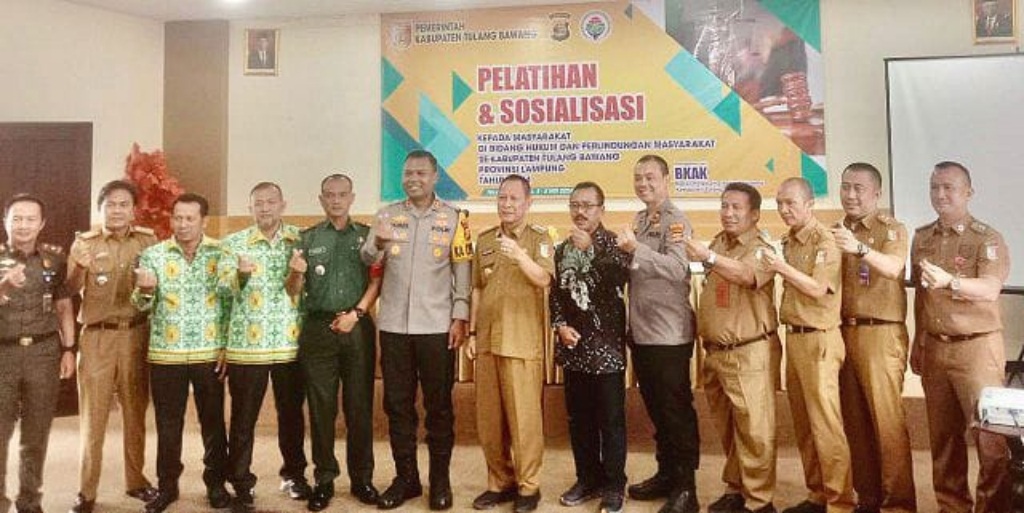 Pj Bupati Tulang Bawang Hadir Sosialisasi Pelatihan dan Penyuluhan Bidang Hukum dan Perlindungan Masyarakat