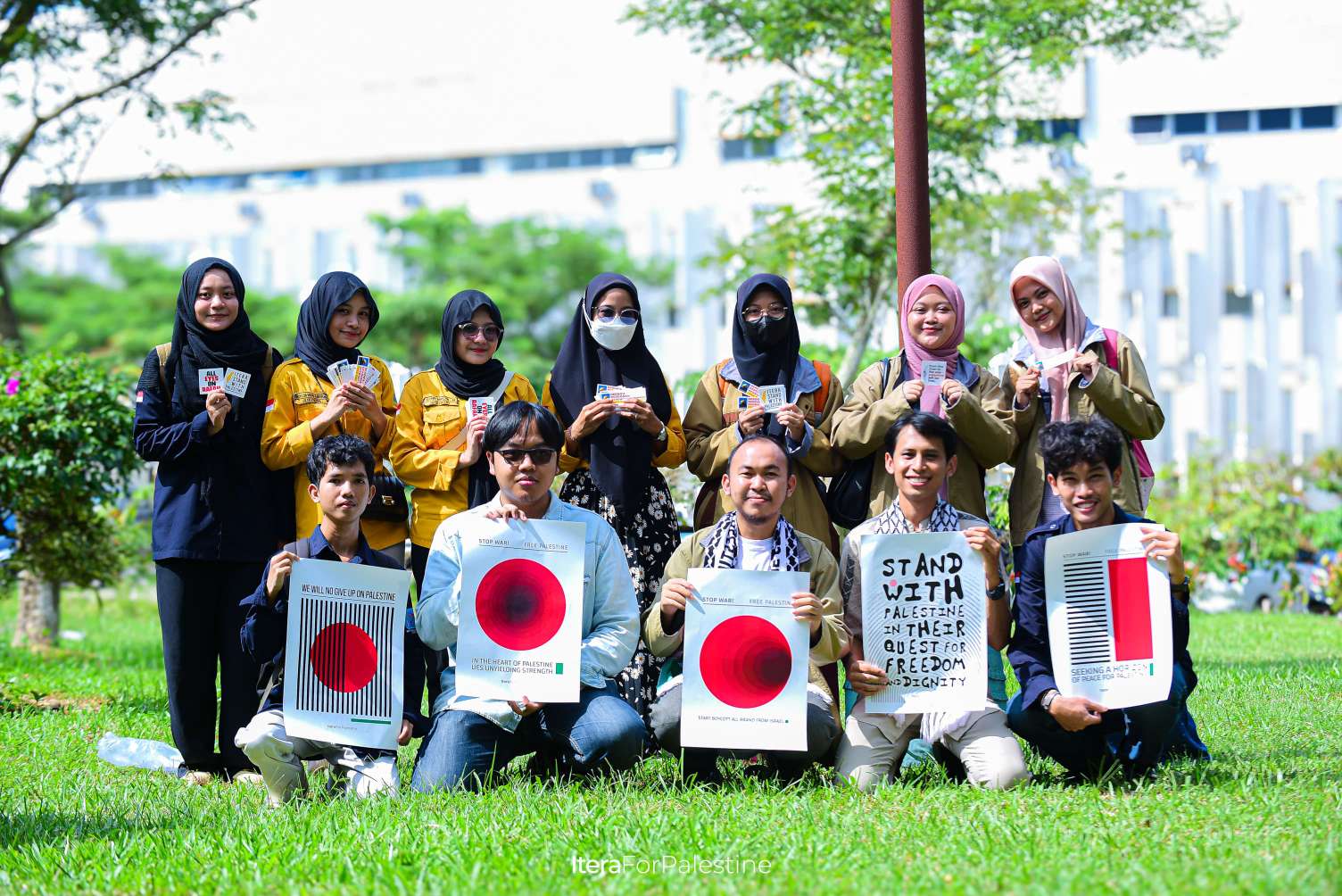 Hari Nakba: ITERA For Palestine Sebar 1000 Stiker Solidaritas
