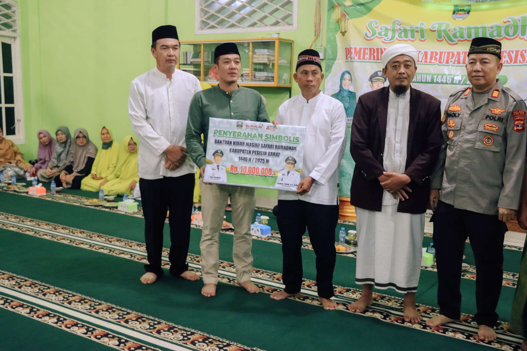 Bupati Pesisir Barat Hadiri Safari Ramadhan, Ajak Masyarakat Tingkatkan Ibadah dan Jaga Ukhuwah