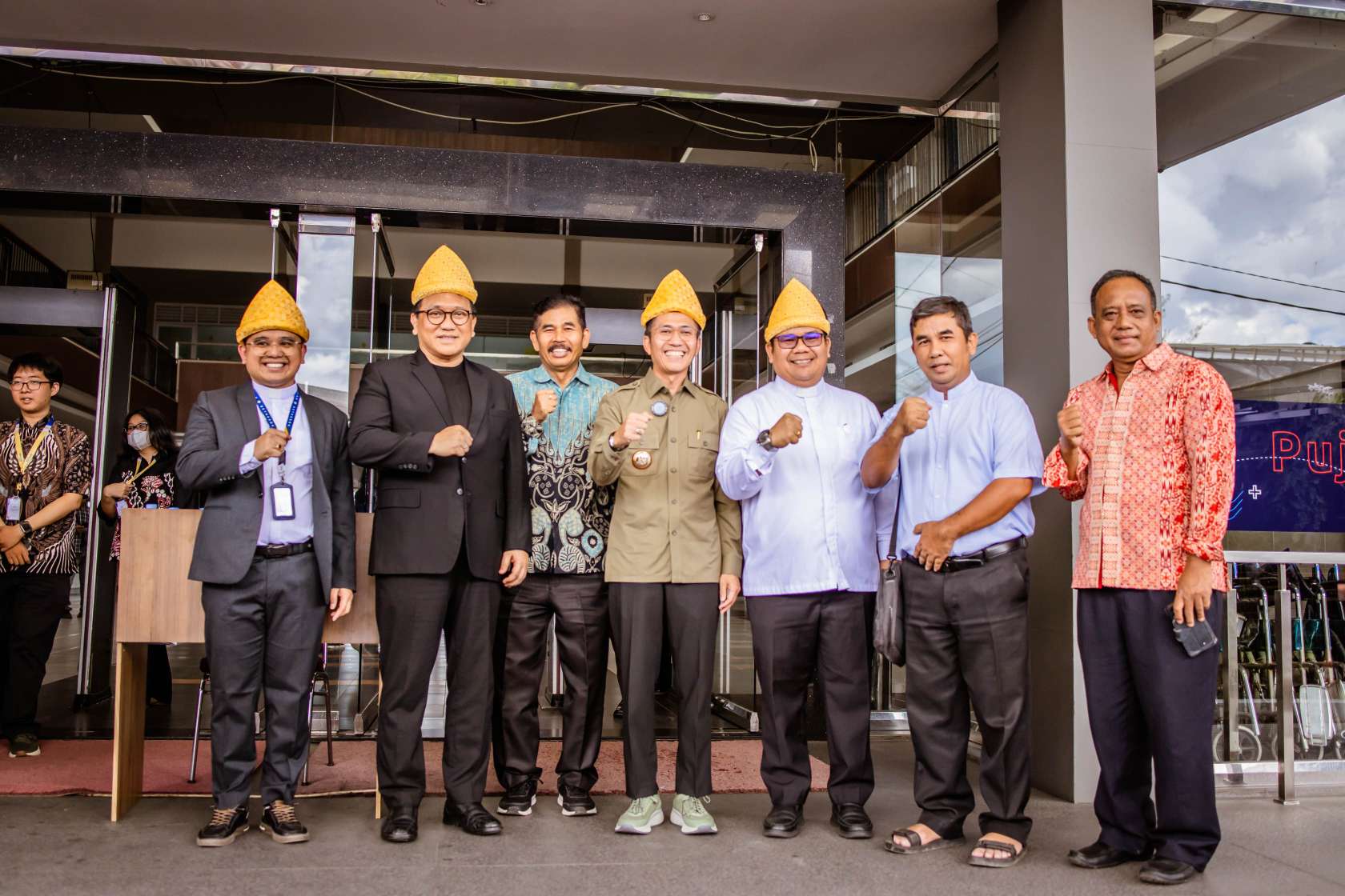 Wali Kota Palembang Resmikan PKBM Sekolah Bintang dan Miracle, Tingkatkan Akses Pendidikan Inklusif