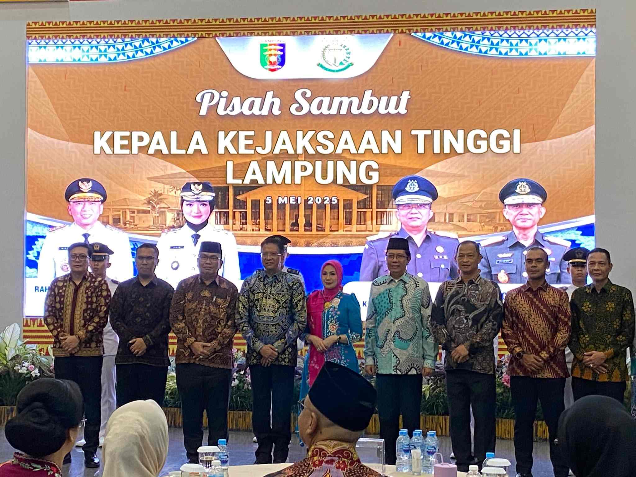 Wakil Rektor Hadiri Pisah Sambut Kajati Lampung