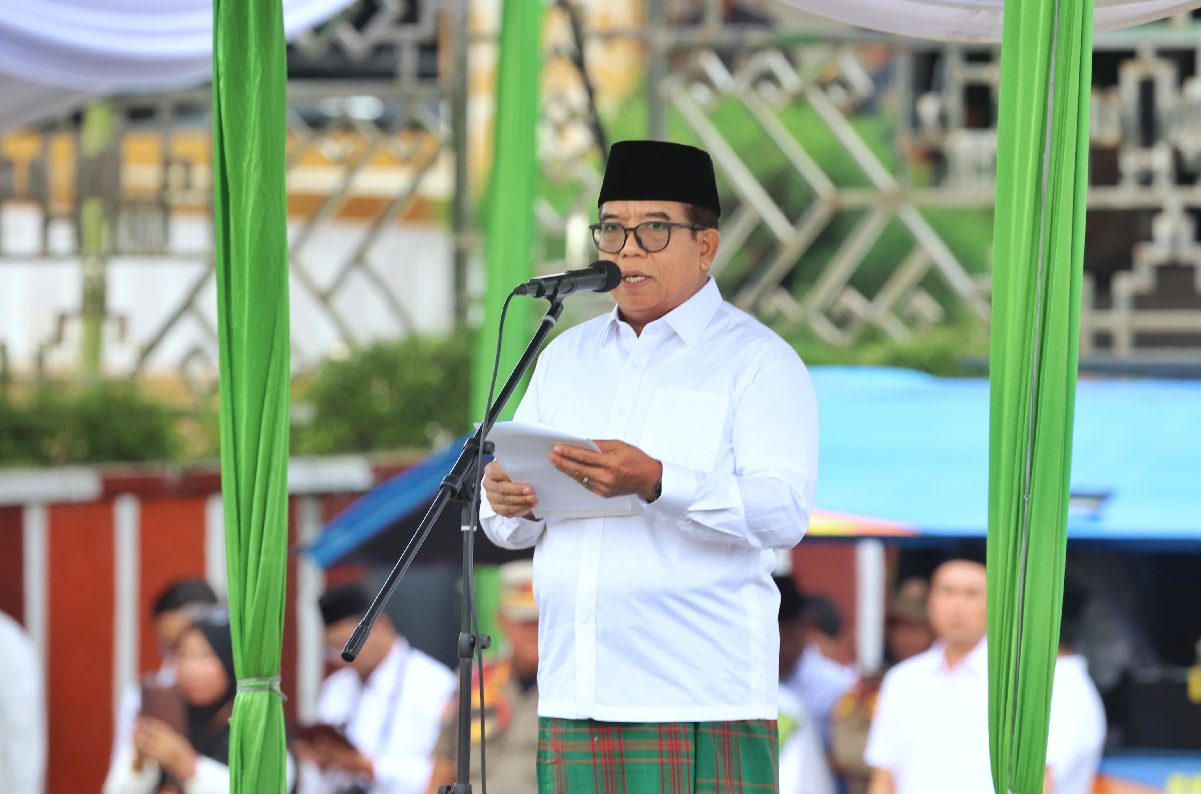 Pj Gubernur Lampung Tekankan Peran Santri dalam Pembangunan Bangsa