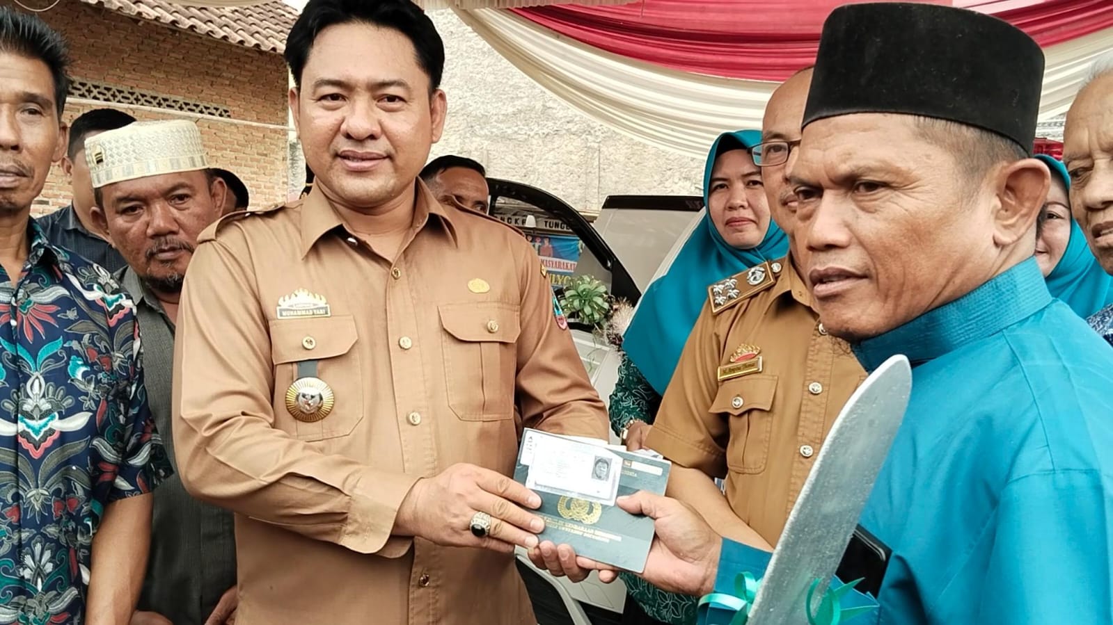 Desa Way Huwi Miliki Ambulance Baru, Warga Makin Sejahtera