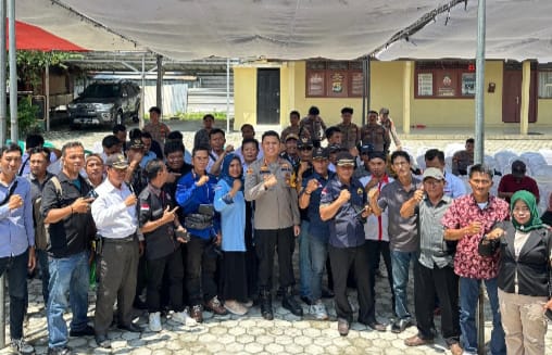 Polres Pesisir Barat Jalin Kemitraan dengan Insan Pers, Siap Amankan Pilkada 2024
