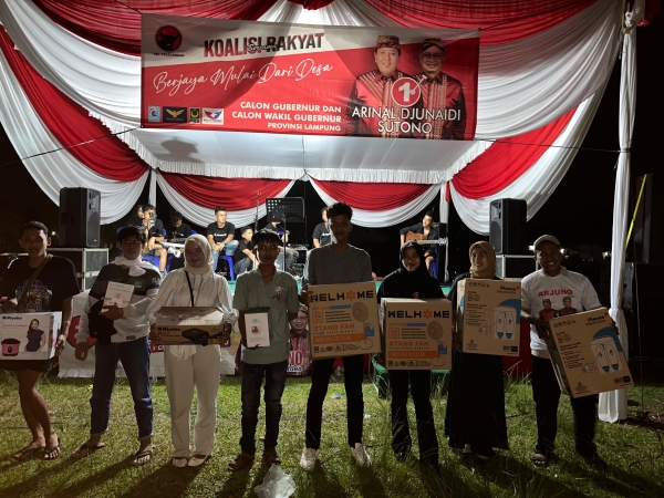 Ribuan Relawan Deklarasi Dukung Ardjuno Sambil Nobar Timnas Vs Jepang