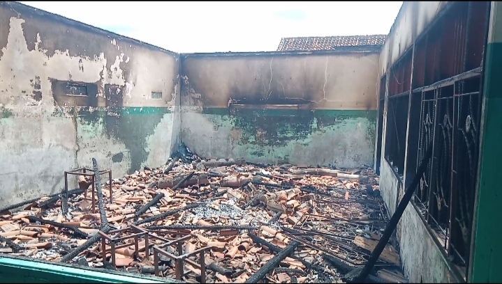 Kebakaran Hanguskan Tiga Ruang Kelas MI Diniyyah Putri Lampung, Kerugian Capai Rp 150 Juta