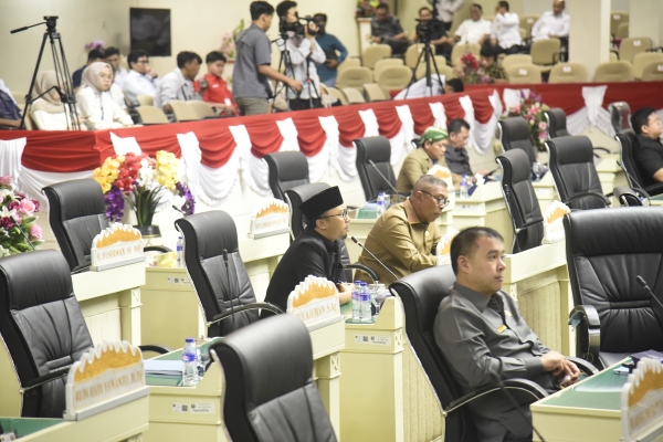 Paripurna DPRD Lampung Bahas Jawaban Gubernur dan Dua Raperda Penting