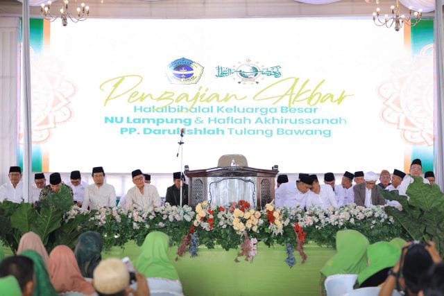 Pj Bupati Tulang Bawang Qudrotul Ikhwan Hadiri Halal Bihalal PWNU Lampung