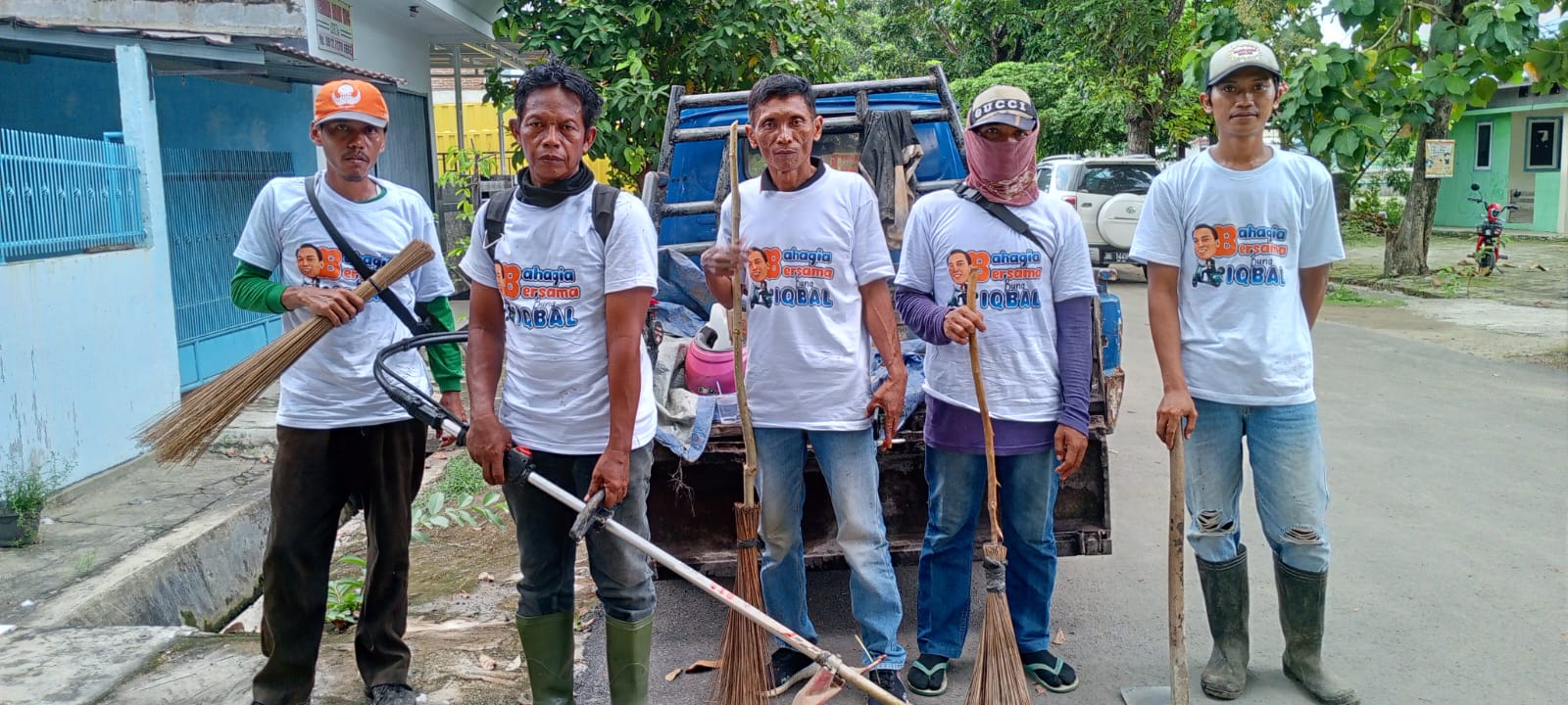Tim Bandarlampung Bahagia Gelar Aksi Bersih-bersih di Sukarame Harapan Jaya