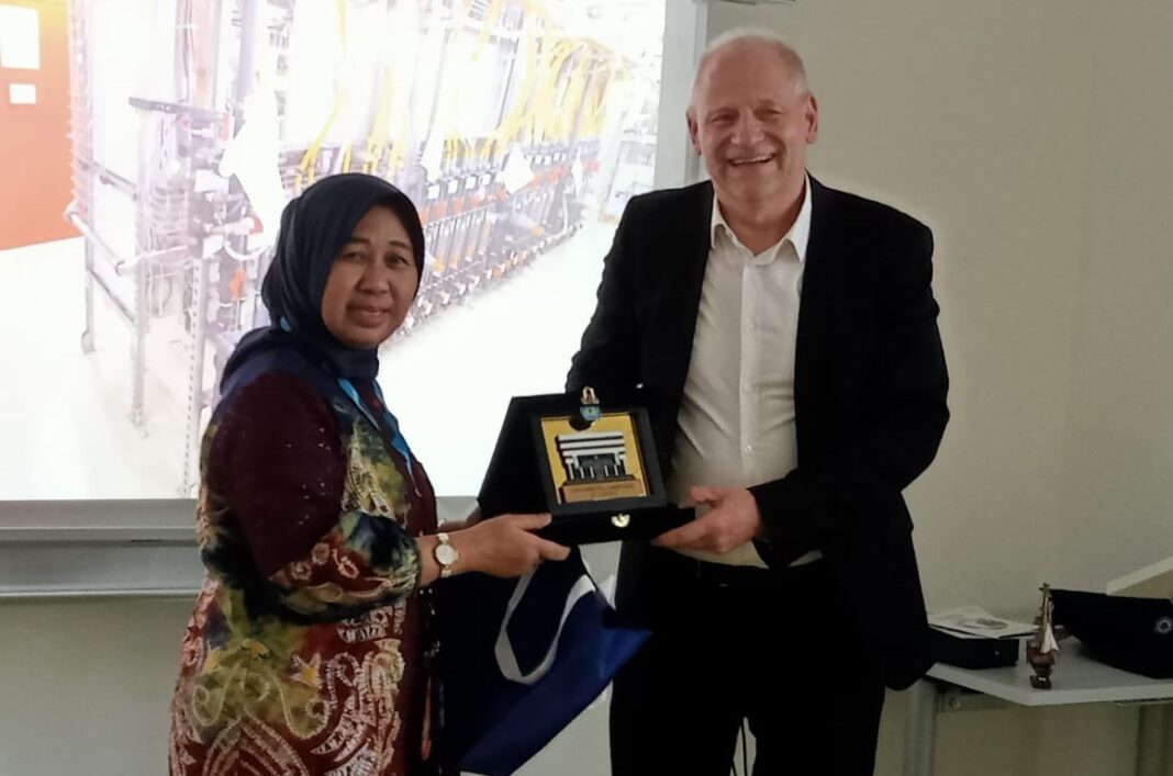 Unila Jalin Kerjasama dengan Technische Universitat Dresden