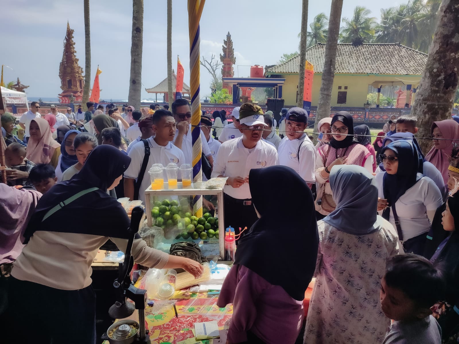 Pekan Fest 2024: Gebyar UMKM Pesisir Barat Menuju Mandiri
