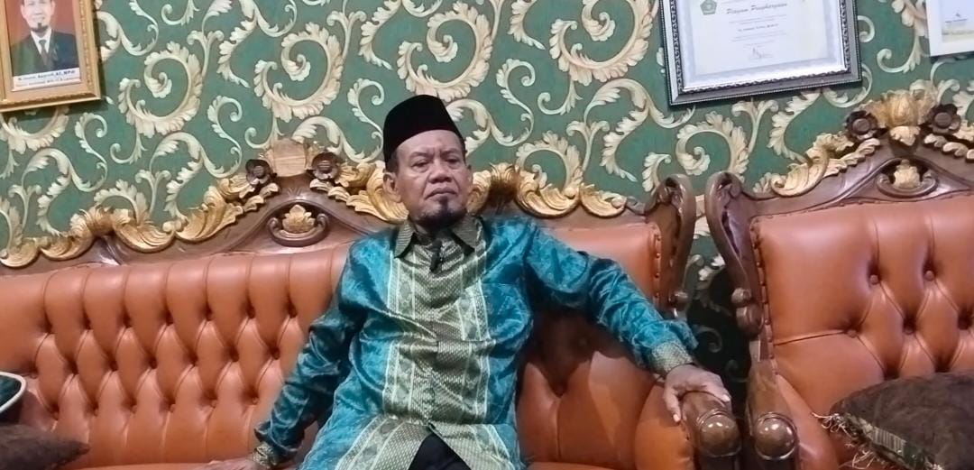 Imam Asyrofi, Guru Veteran yang Dedikasi untuk Pendidikan