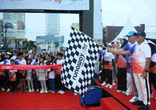 Ribuan Peserta Ramaikan Bank Lampung Run 2025, Pj Gubernur Lepas Start