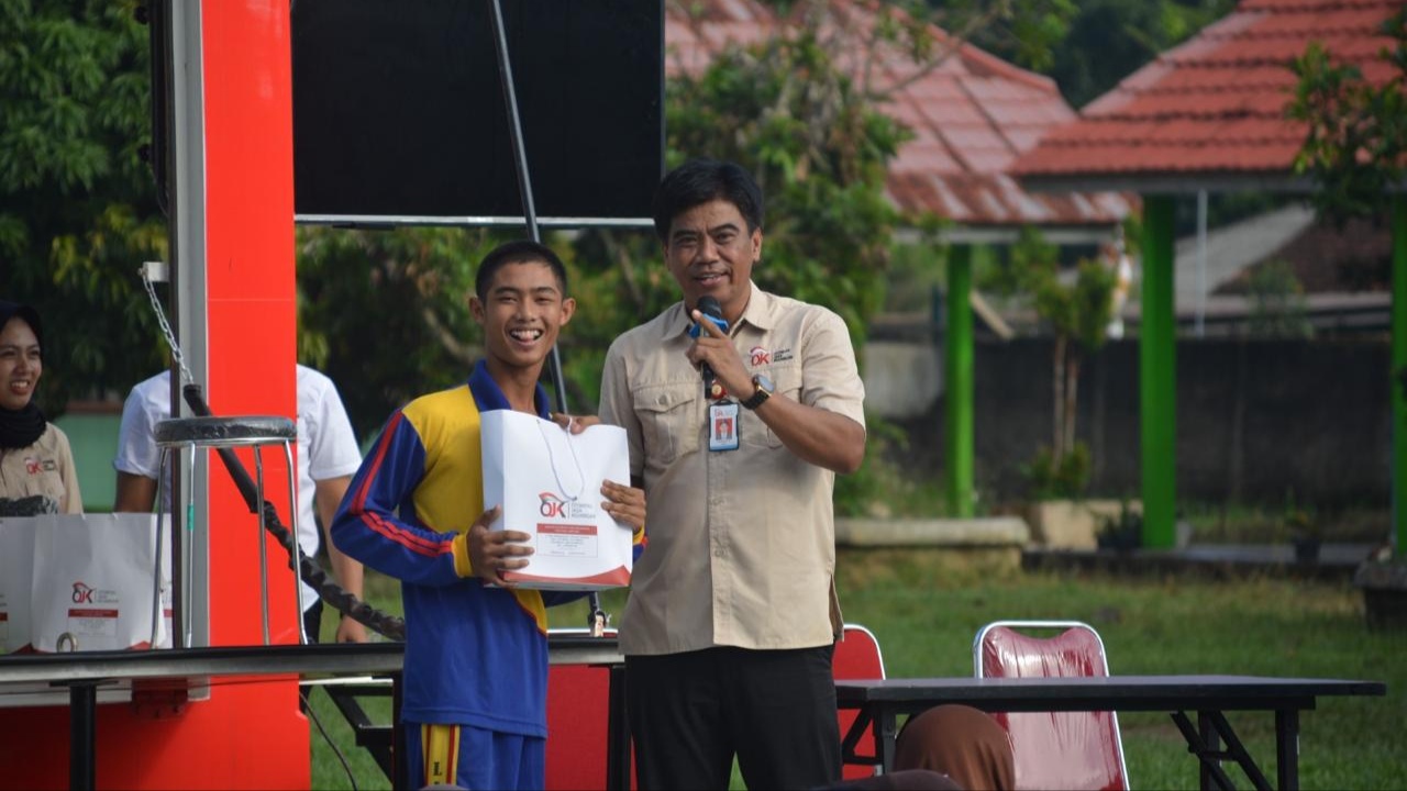 SiMolek Goes to School: Transformasi Literasi Keuangan di Lampura