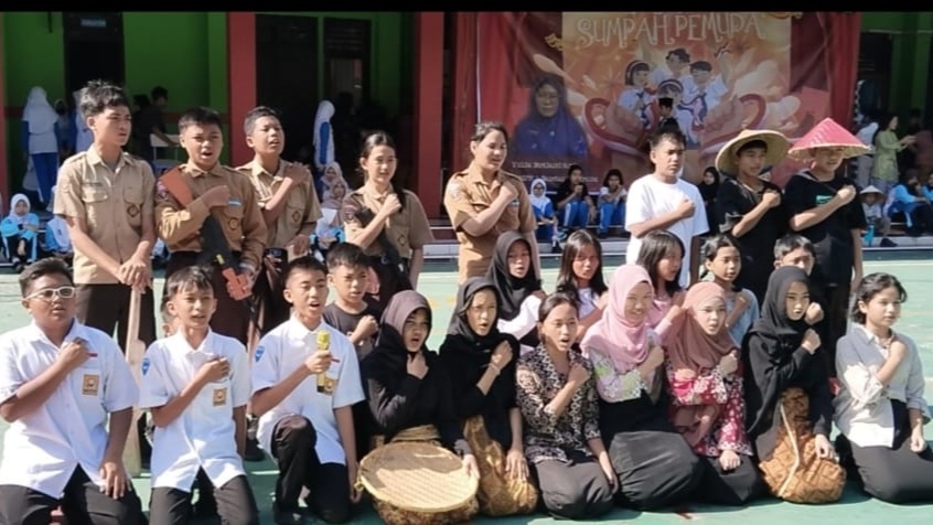 Siswa SMPN 1 Bandarlampung Semarakkan Hari Sumpah Pemuda dengan Kreativitas