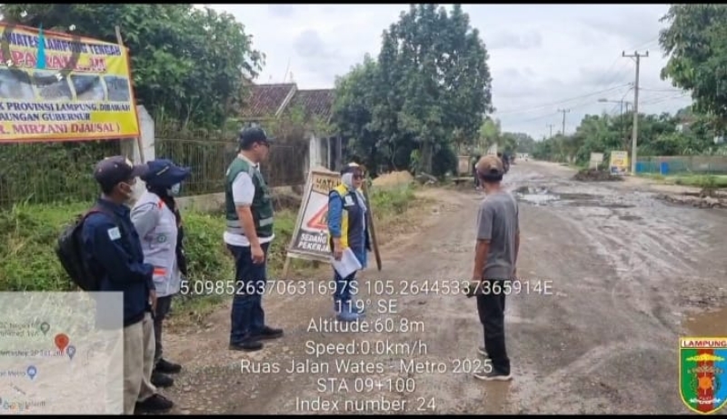 Respons Cepat, Gubernur Mirza Perbaiki Ruas Wates-Metro