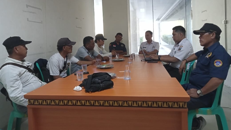 Perkuat Keterbukaan Informasi, Diskominfotiksan Pesisir Barat Jalin Sinergi dengan AWPI