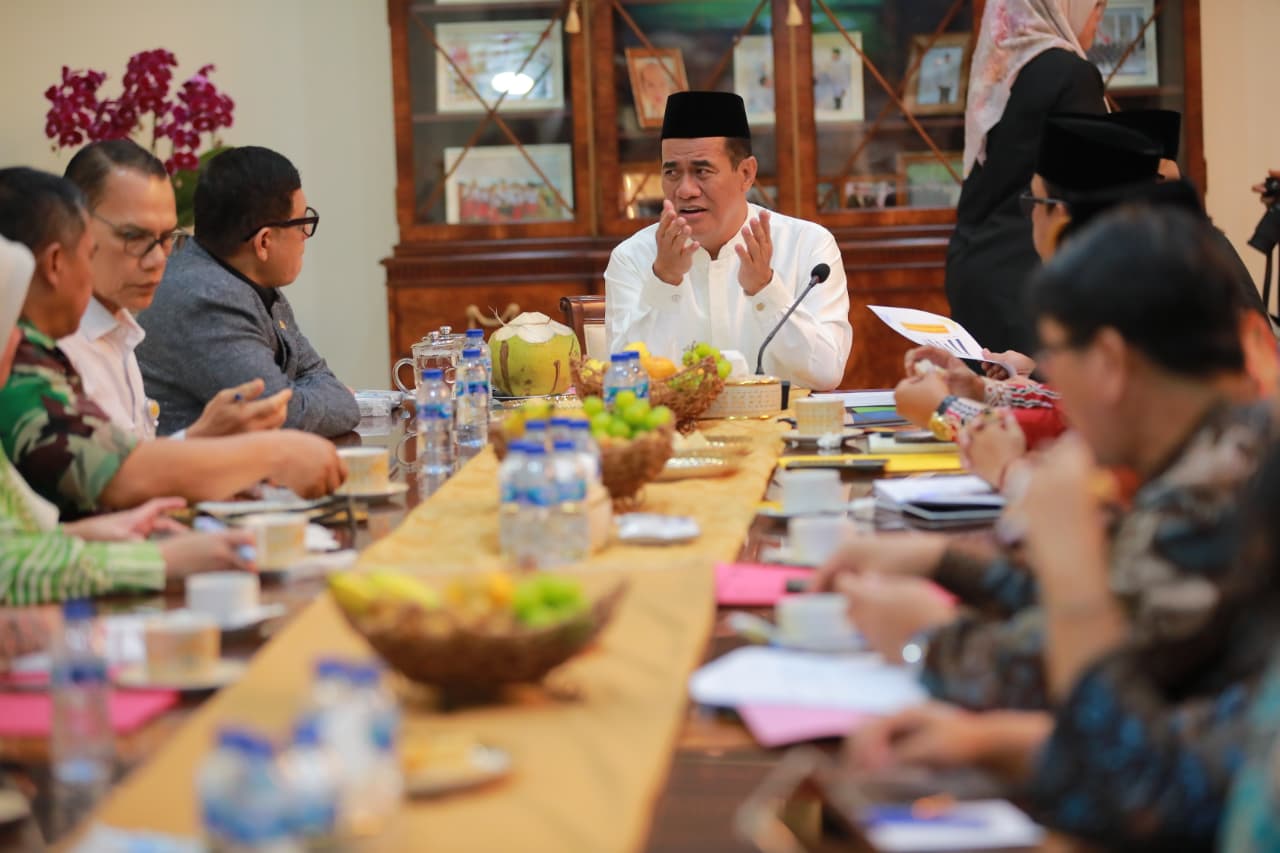 Kawal Petani, Gubernur Lampung Lobi Mentan soal Harga Singkong