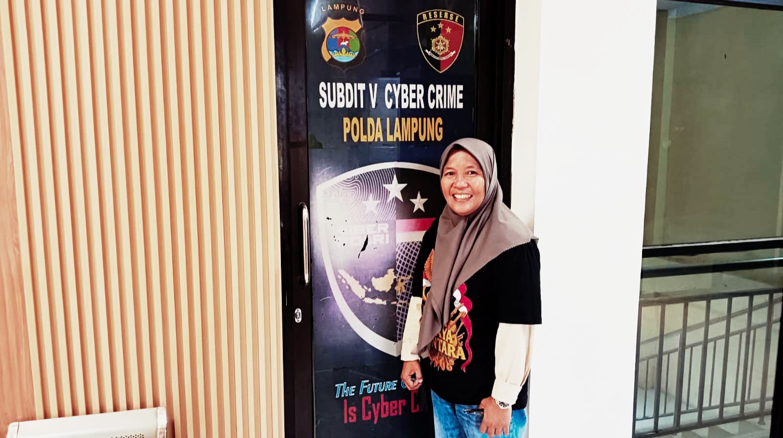 Foto Bupati Diedit AI Menari Tak Pantas, Warga Pesawaran Laporkan Akun TikTok ke Polda Lampung