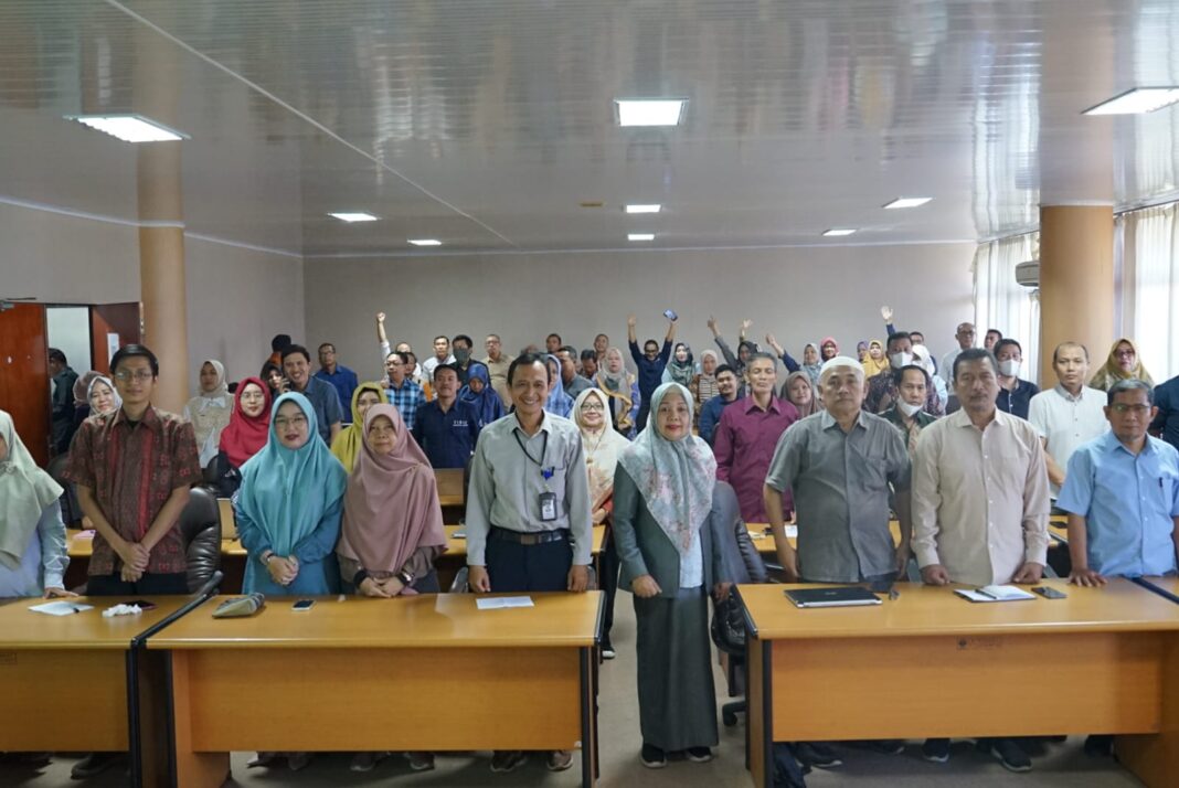 Bagian Kepegawaian Universitas Lampung Sosialisasikan Aplikasi e-SKP untuk Tendik